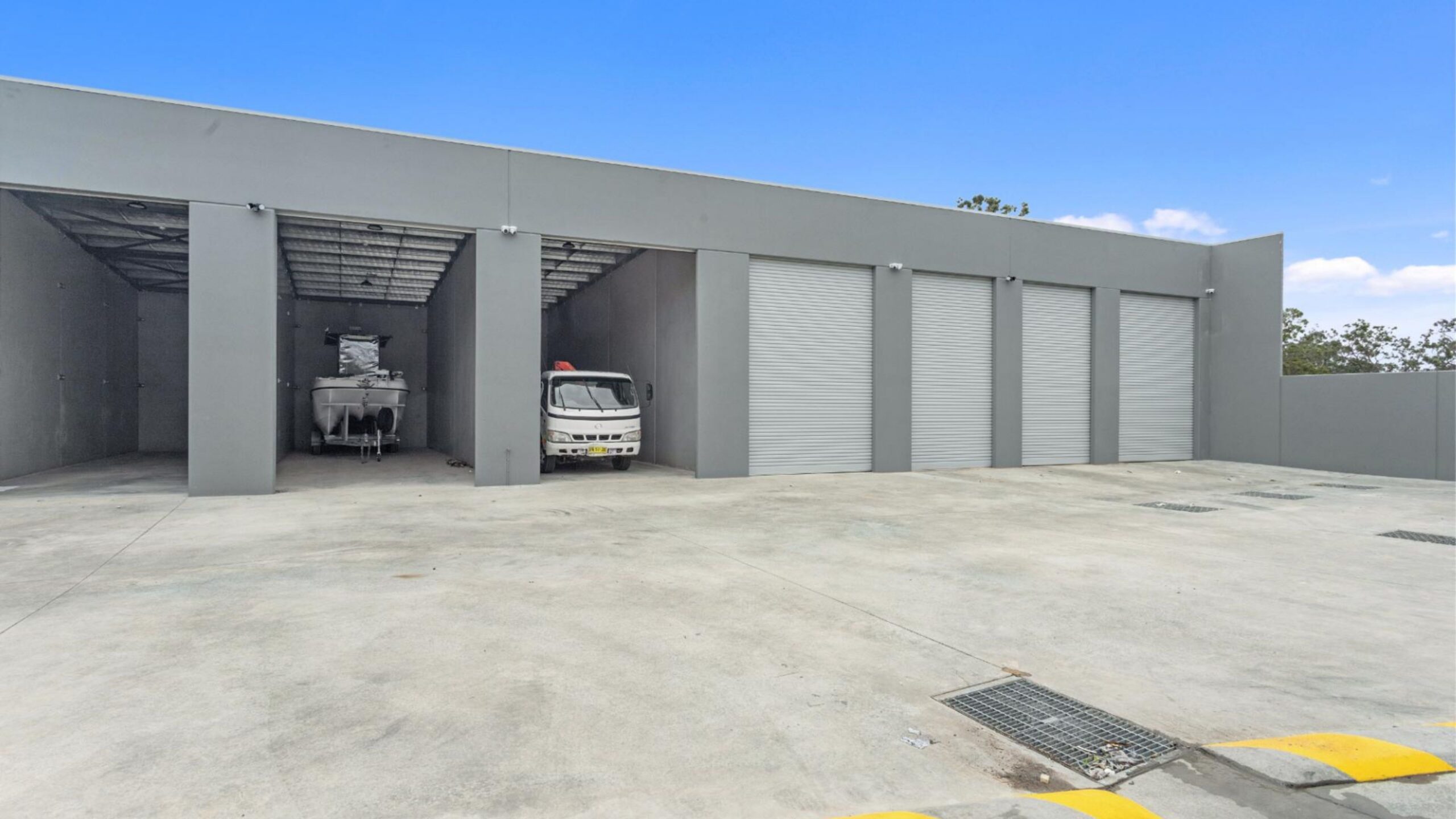 Silo Huskisson Web Images - Silo Huskisson Drive in High Clearance Storage Units